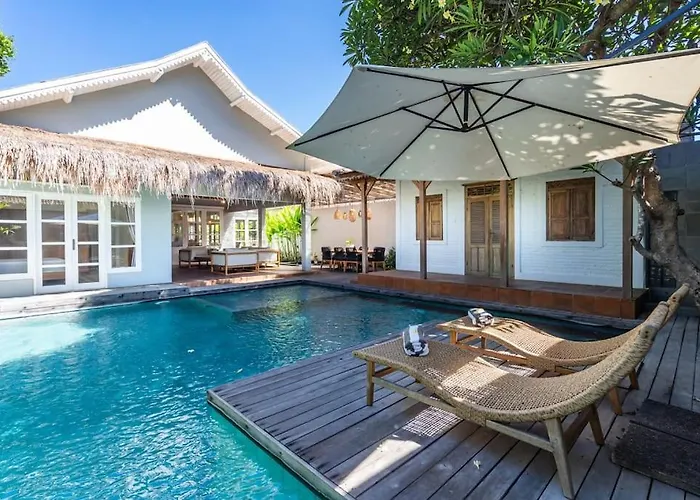Private 5 Bedroom Spacious Close To * Sanur (Bali)