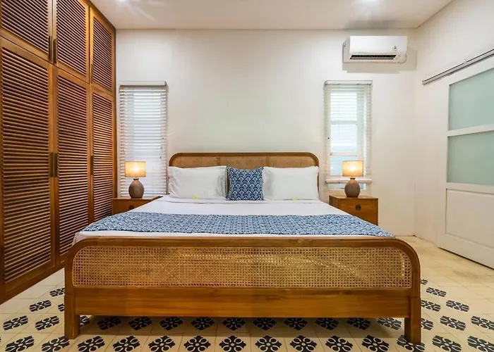 Villa Private 5 Bedroom Spacious Close To Sanur (Bali)