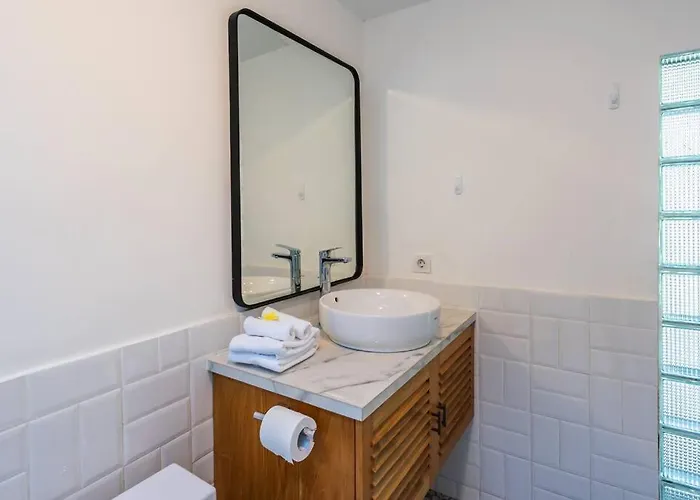 Private 5 Bedroom Spacious Close To Villa Sanur (Bali)