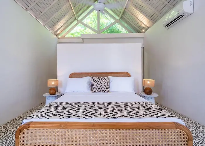 Villa Private 5 Bedroom Spacious Close To